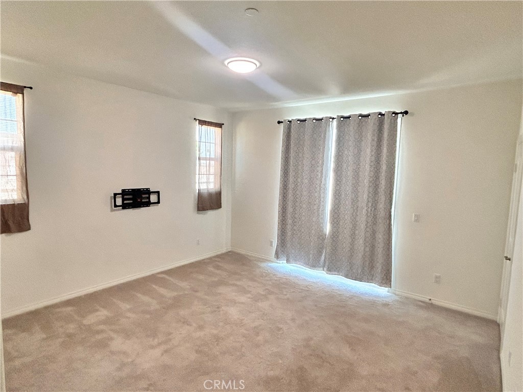 Single Family Residence for rent at 28822 Horsetail, Menifee, CA featuring 2 beds and 2 baths