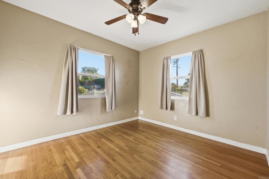 Residential Lease for rent at 7620 Saranac Avenue, La Mesa, San Diego County CA featuring 2 beds and 1 bath