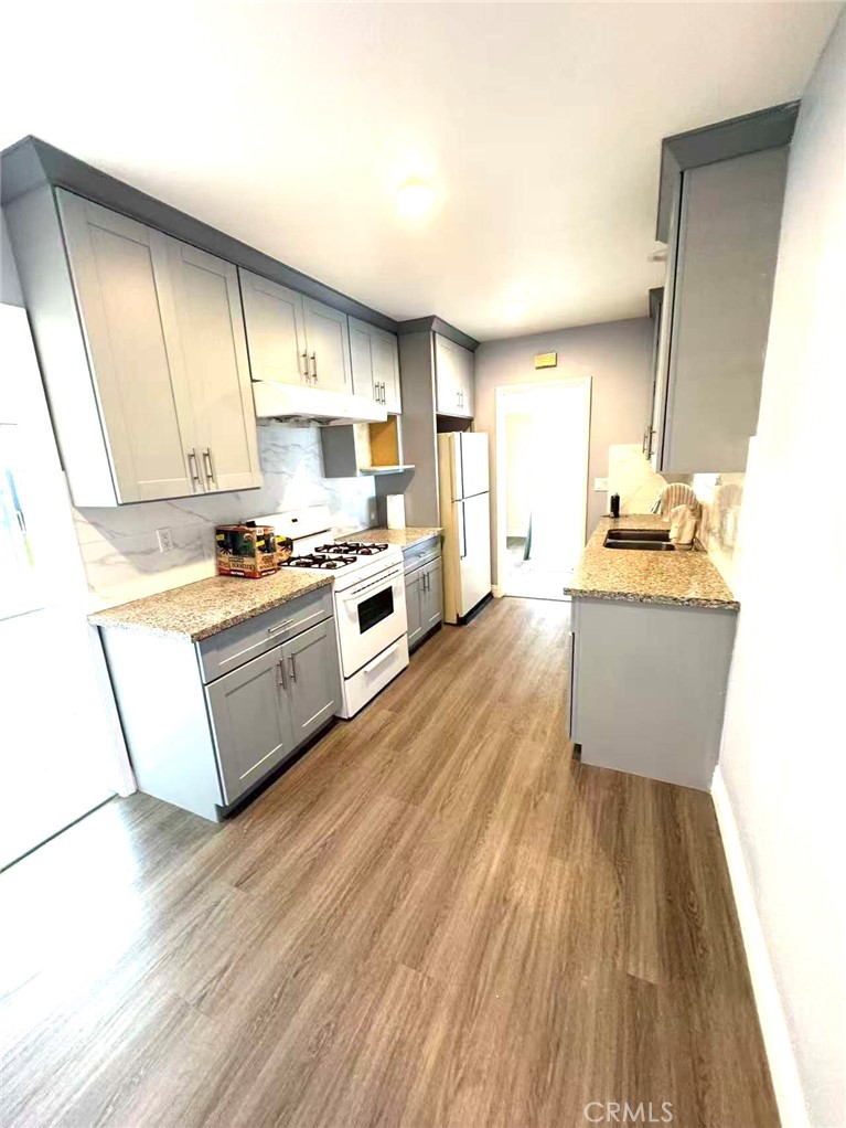 Residential Lease for rent at 5125 N Nearglen Avenue, Covina, Los Angeles County CA featuring 4 beds and 3 baths