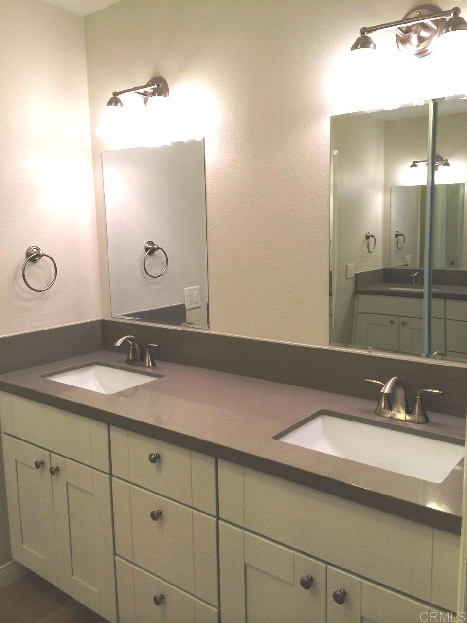 Residential Lease for rent at 102 Wisconsin Ave 2, Oceanside, San Diego County CA featuring 2 beds and 2 baths