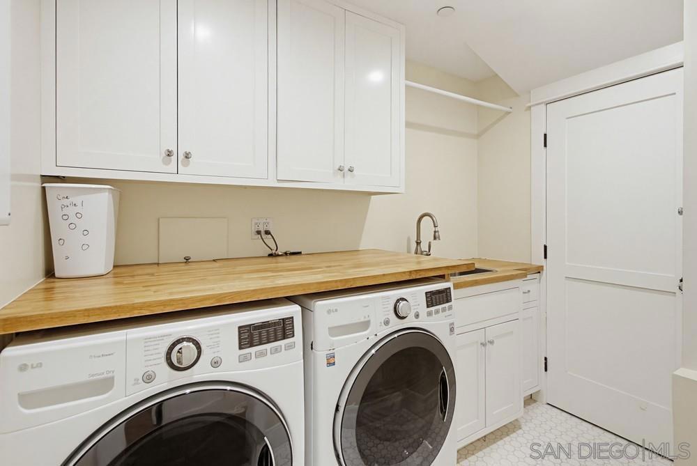Residential Lease for rent at 464 C, Coronado, San Diego County CA featuring 4 beds and 4 baths
