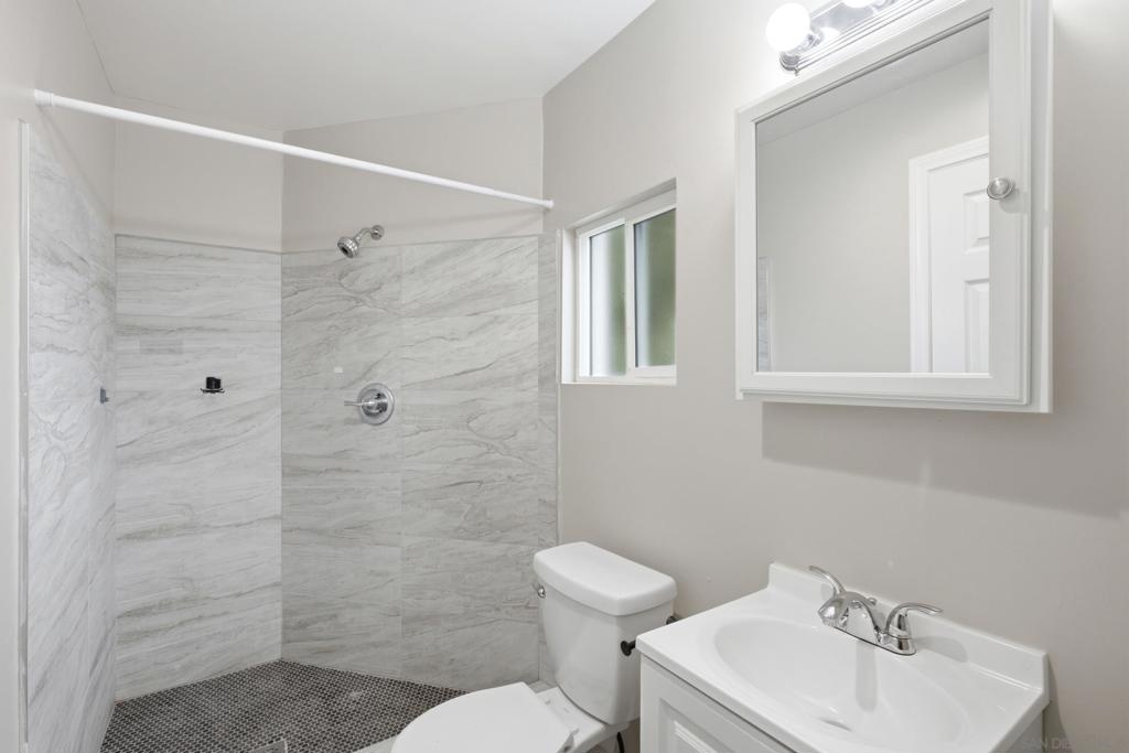 Residential Lease for rent at 554 Ritchey St, San Diego, San Diego County CA and 1 bath