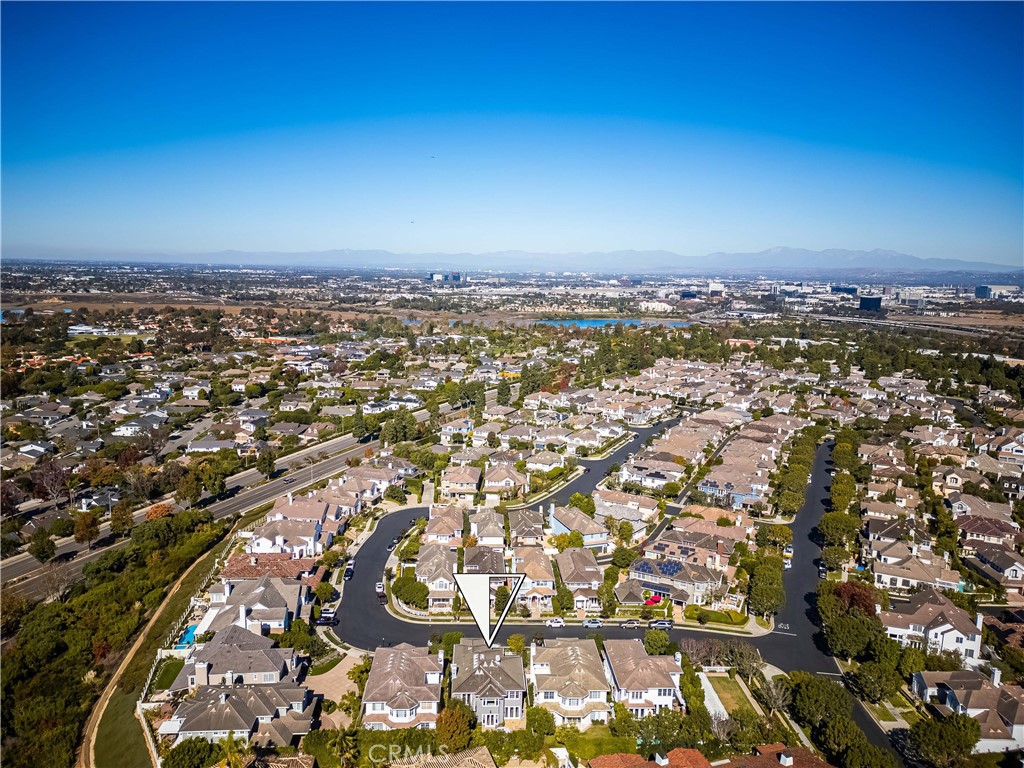 Residential Lease for rent at 7 Crooked Stick, Newport Beach, Orange County, CA featuring 4 beds and 4 baths