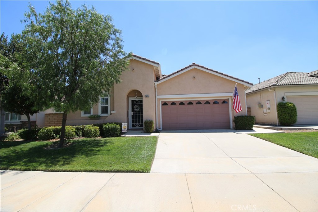 Residential Lease for rent at 28025 Whisperwood, Menifee, Riverside CA featuring 3 beds and 2 baths
