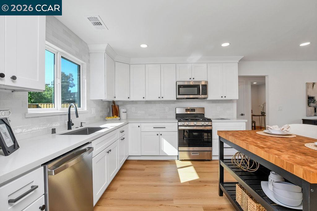 Single Family Residence for sale at 4395 Cabrilho Dr, Martinez, CA featuring 4 beds and 2 baths
