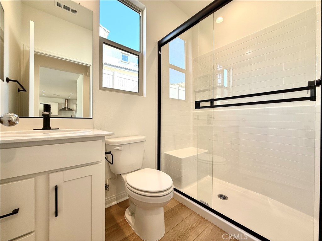 Residential Lease for rent at 21696 Thomas Court, Riverside, Riverside CA featuring 6 beds and 3 baths