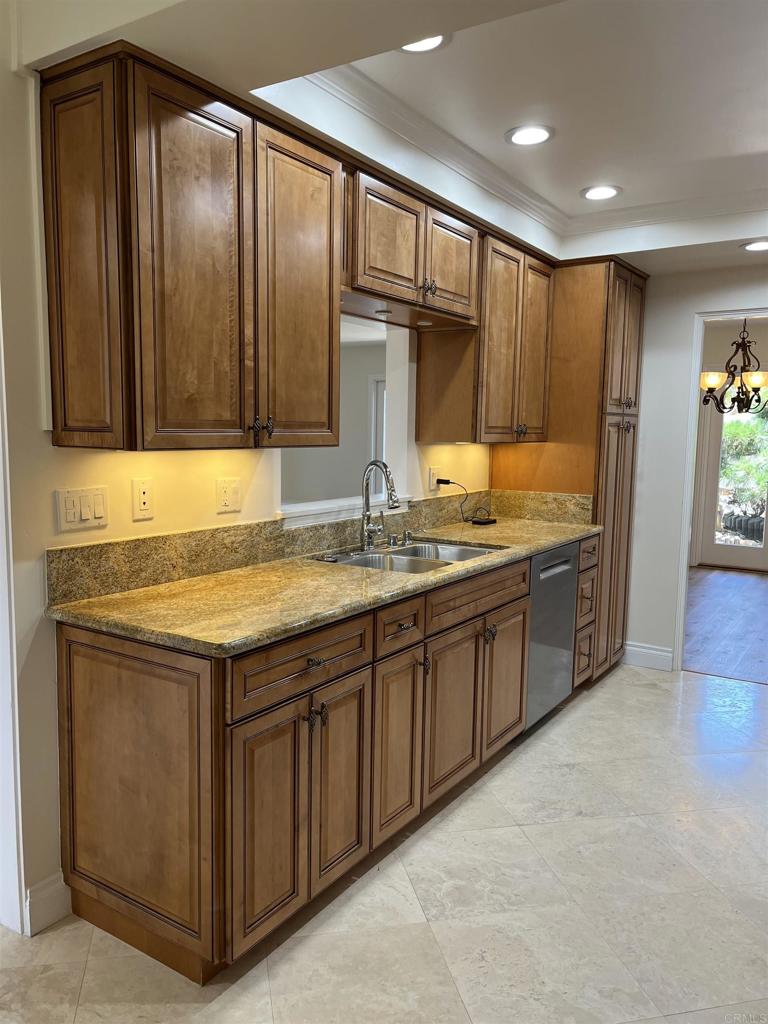 Residential Lease for rent at 119 Cancha De Golf, Rancho Santa Fe, San Diego CA featuring 3 beds and 3 baths