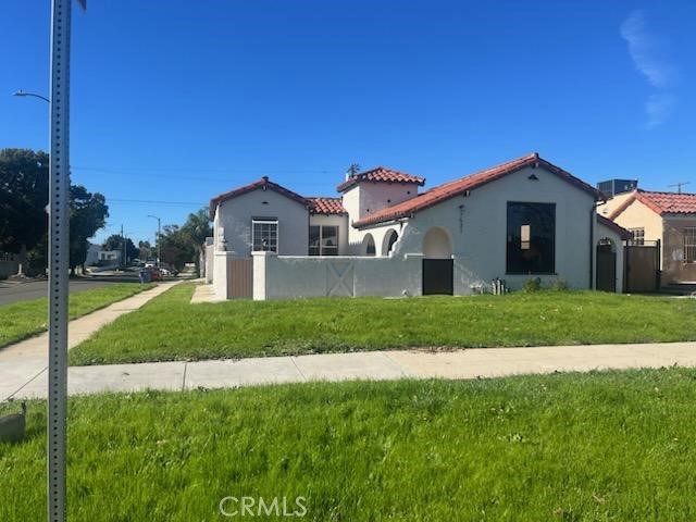 Single Family Residence for sale at 7531 S Denker Avenue, Los Angeles, CA featuring 3 beds and 2 baths