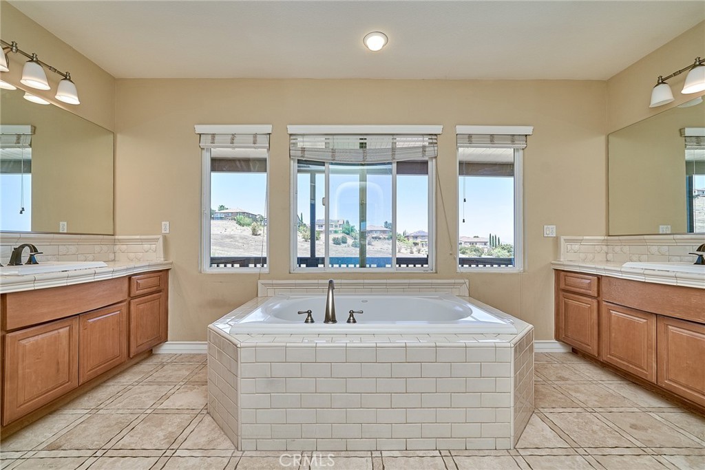 Single Family Residence for rent at 7870 Sanctuary, Corona, CA featuring 4 beds and 5 baths