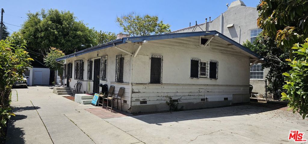 Single Family Residence for sale at 1243 N Beachwood Drive, Los Angeles, CA featuring 4 beds and 4 baths