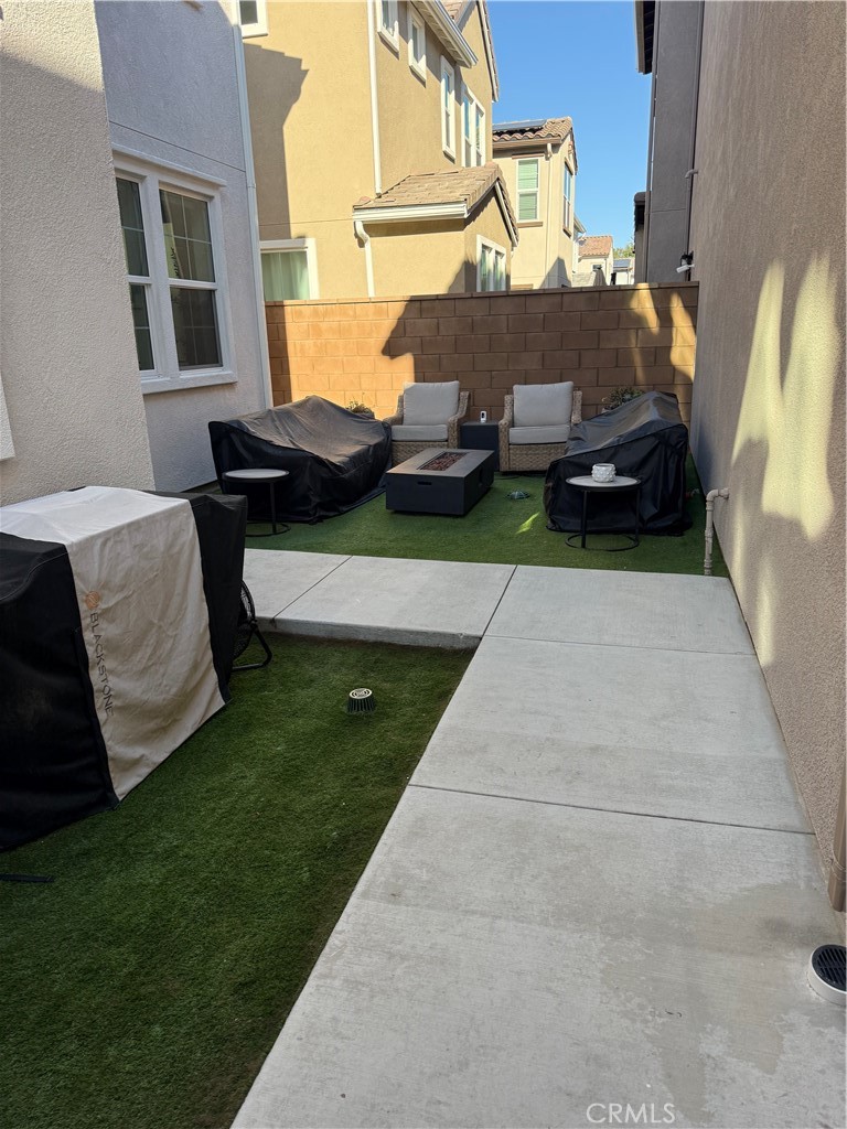 Condominium for rent at 4018 summer way, Corona, CA featuring 4 beds and 3 baths