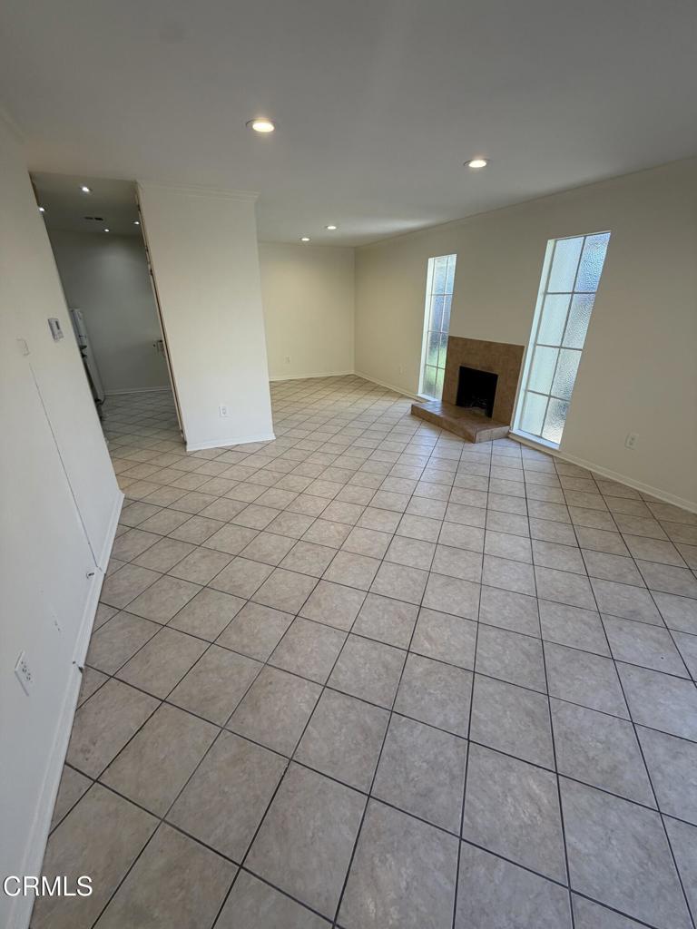 Residential Lease for rent at 28835 Oakpath Drive, Agoura Hills, Los Angeles County CA featuring 2 beds and 1 bath