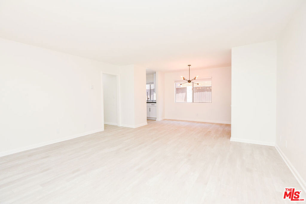 Residential Lease for rent at 2602 Carnegie Lane 1, Redondo Beach, Los Angeles County CA featuring 2 beds and 2 baths