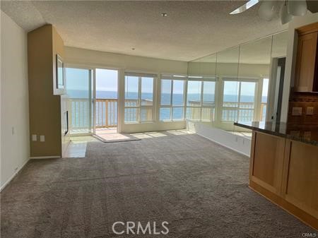 Residential Lease for rent at 625 Esplanade 23, Redondo Beach, Los Angeles County, CA featuring 1 bed and 1 bath