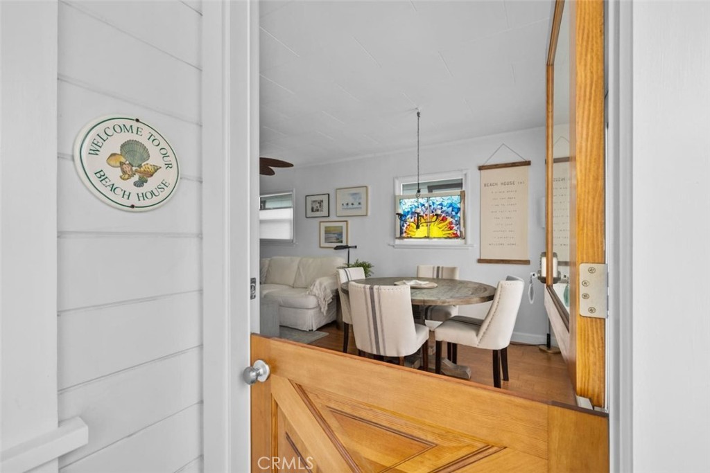 Residential Lease for rent at 218 11 th street, Huntington Beach, Orange County, CA featuring 2 beds and 1 bath