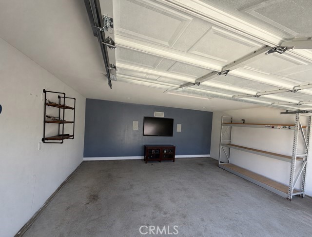 Residential Lease for rent at 3120 W 135th, Hawthorne, Los Angeles County CA featuring 2 beds and 1 bath