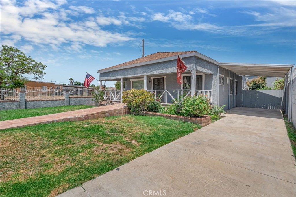 Single Family Residence for sale at 451 E 124th, Los Angeles, CA featuring 3 beds and 1 bath
