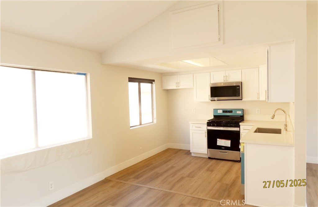 Residential Lease for rent at 1064 S Garfield, Monterey Park, Los Angeles County CA featuring 3 beds and 2 baths