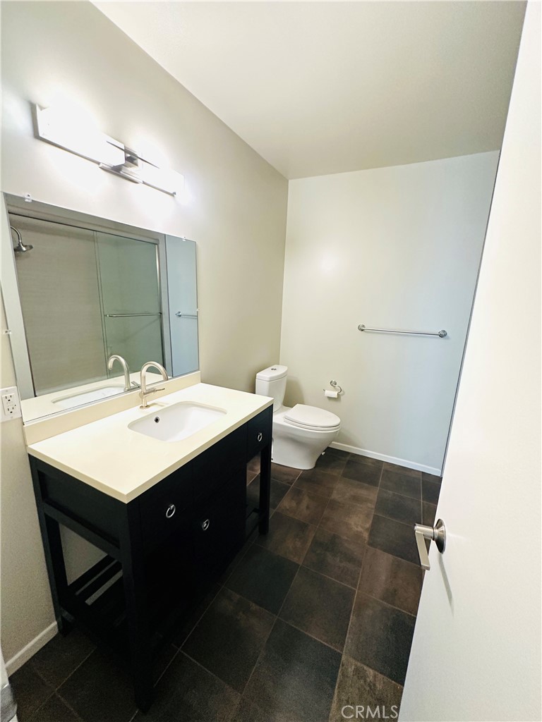 Residential Lease for rent at 23653 Park Capri, Calabasas, Los Angeles County CA featuring 2 beds and 2 baths