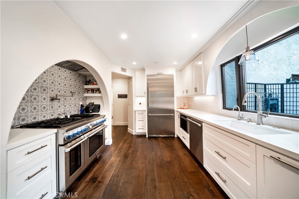 Residential Lease for rent at 1 Calle Prima, Dana Point, Orange County, CA featuring 4 beds and 3 baths