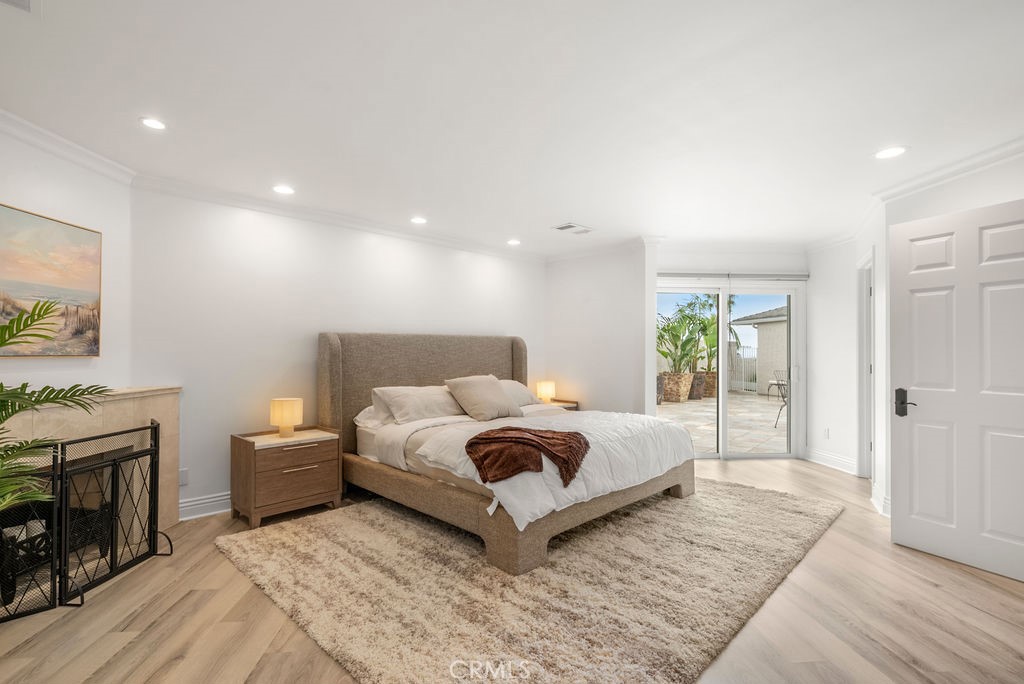 Residential Lease for rent at 1651 Thurston Drive, Laguna Beach, Orange County, CA featuring 3 beds and 4 baths