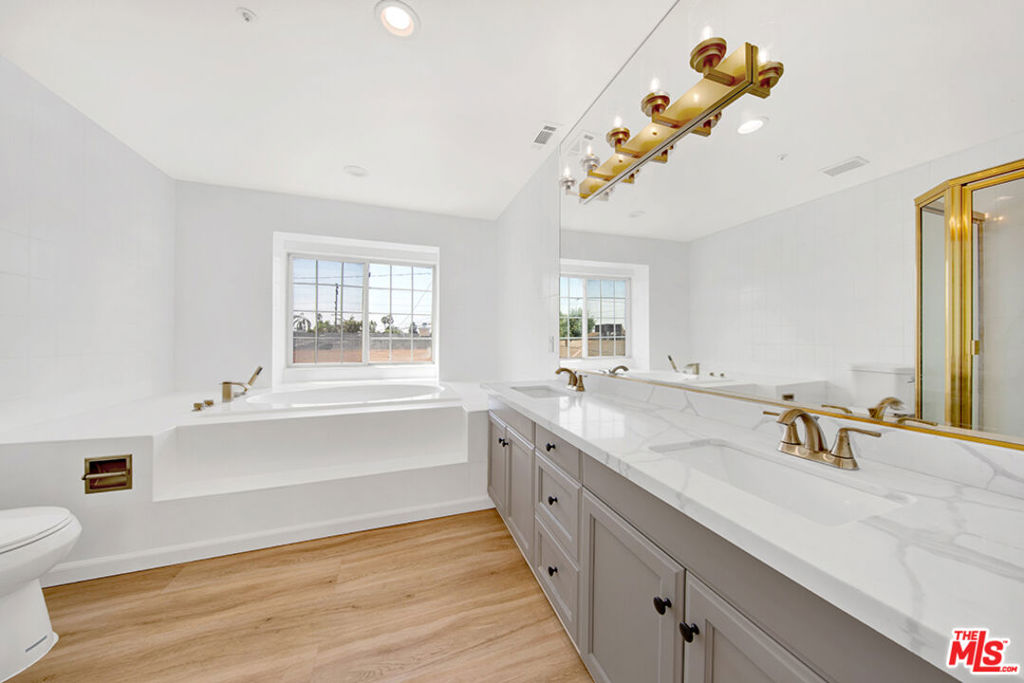 Residential Lease for rent at 5532 Angelus Avenue, San Gabriel, Los Angeles County CA featuring 5 beds and 4 baths