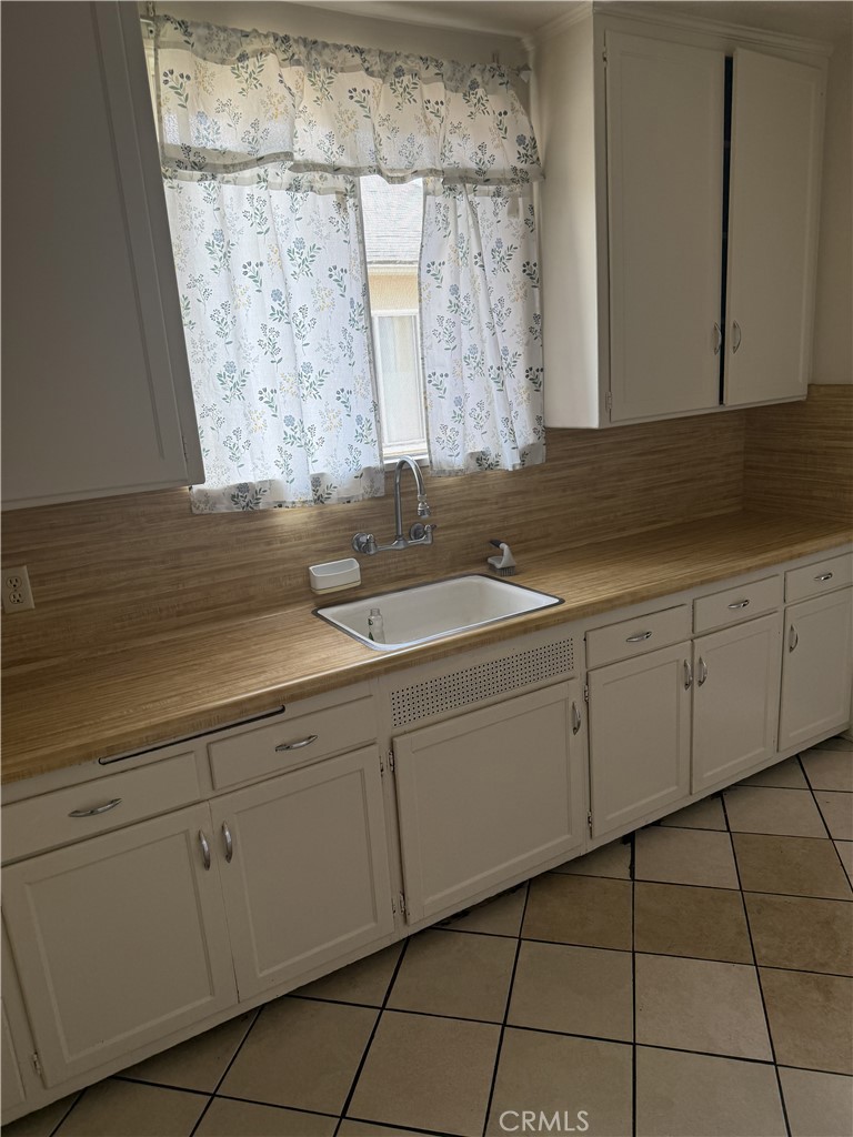 Residential Lease for rent at 340 N 2nd, Montebello, Los Angeles County CA featuring 2 beds and 1 bath