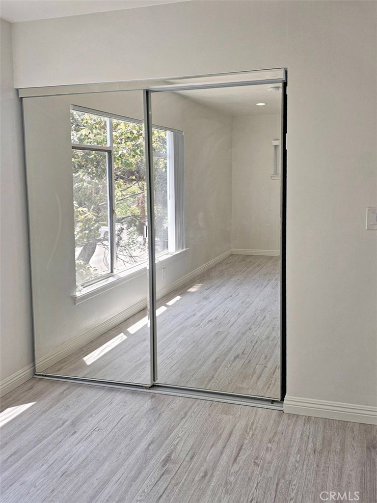 Residential Lease for rent at 1026 San Rafael, Glendale, Los Angeles County CA featuring 2 beds and 1 bath