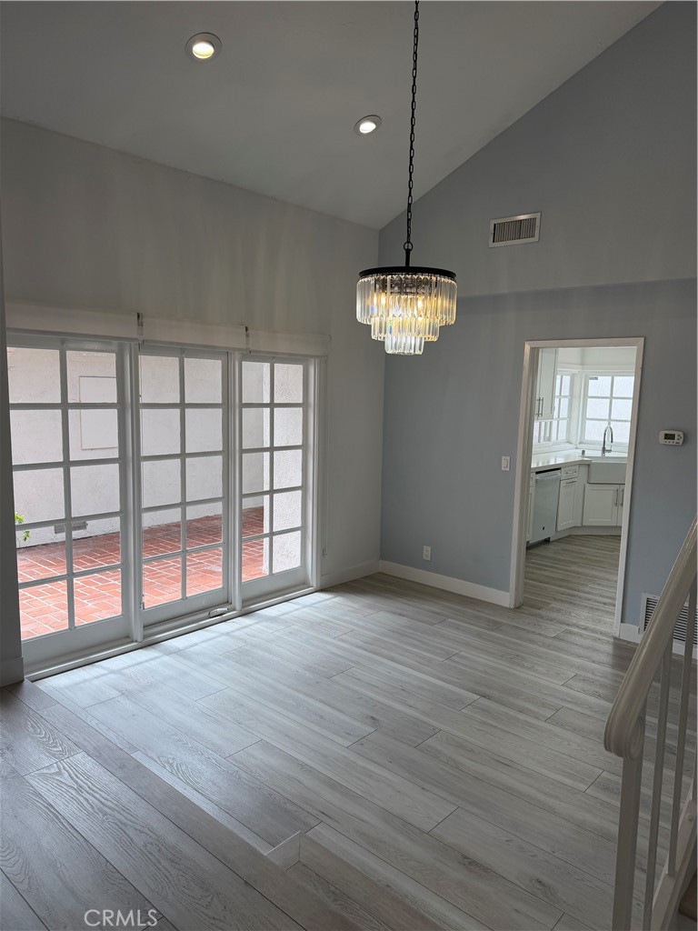 Residential Lease for rent at 446 Vista Roma, Newport Beach, Orange County, CA featuring 3 beds and 3 baths
