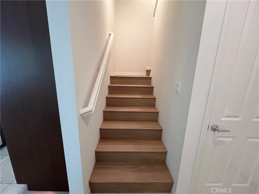 Residential Lease for rent at 905 N Purple Sage Drive F, Azusa, Los Angeles County CA featuring 4 beds and 4 baths