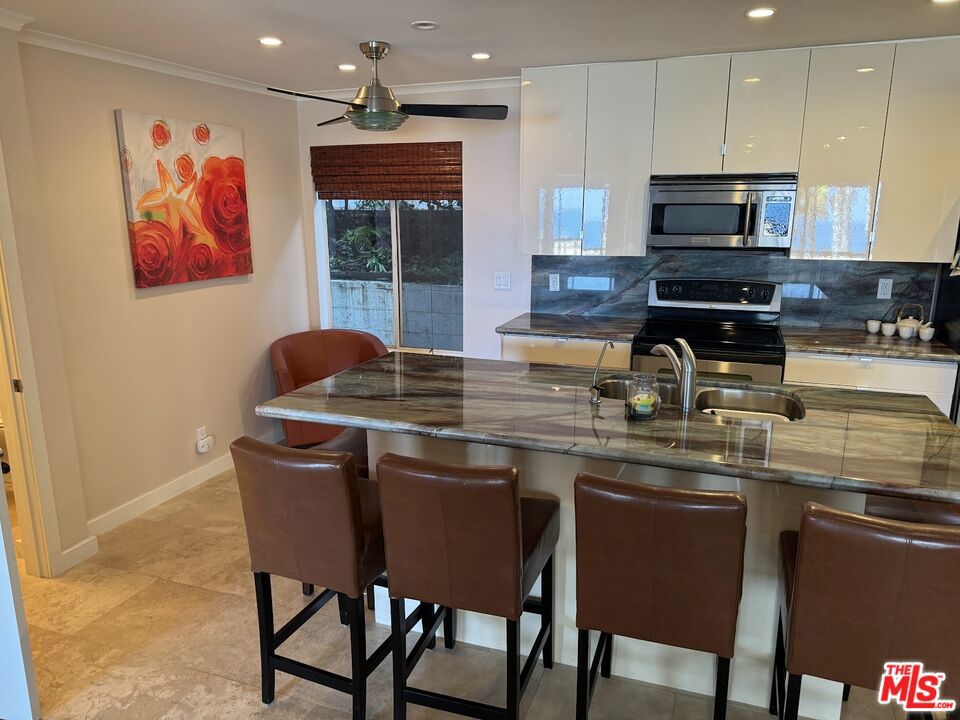 Residential Lease for rent at 26666 Seagull Way C107, Malibu, Los Angeles County CA featuring 1 bed and 1 bath