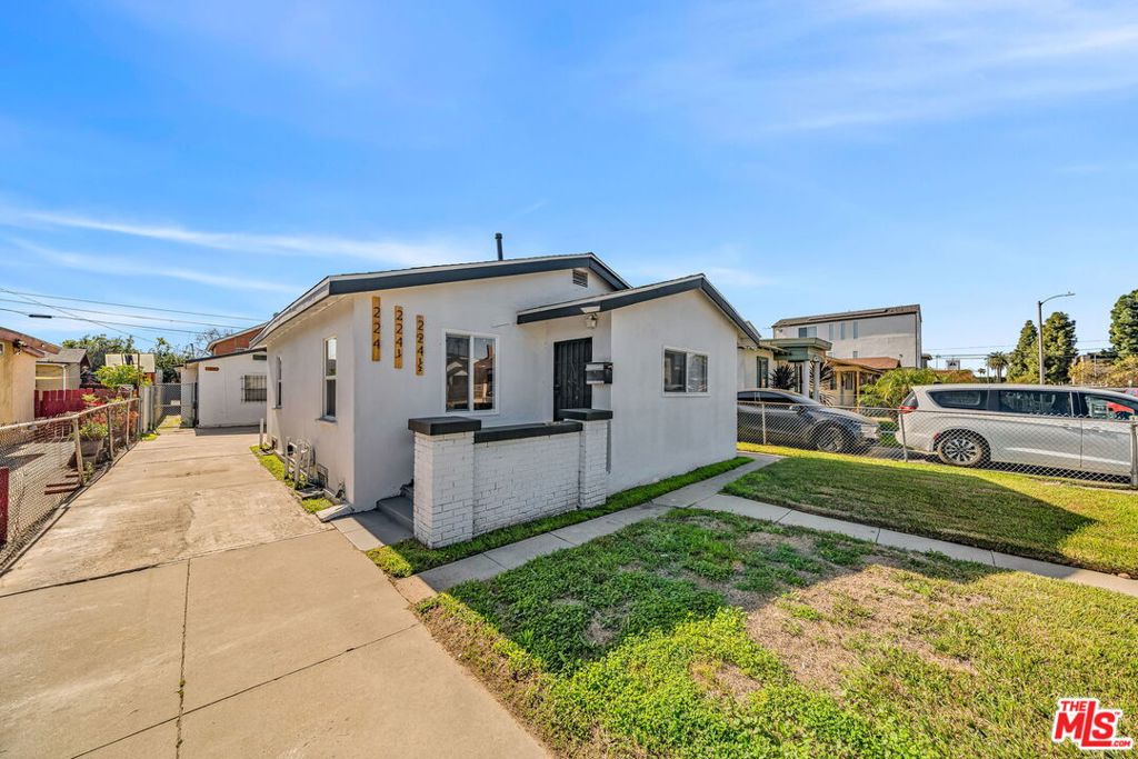 Residential Income for sale at 224 W 84th Street, Los Angeles, CA featuring 4 beds and 3 baths