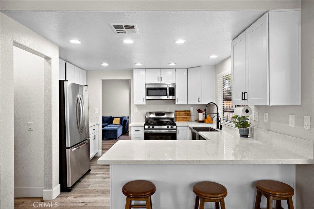 Single Family Residence for sale at 39654 Avenida Miguel Oeste, Murrieta, CA featuring 4 beds and 3 baths