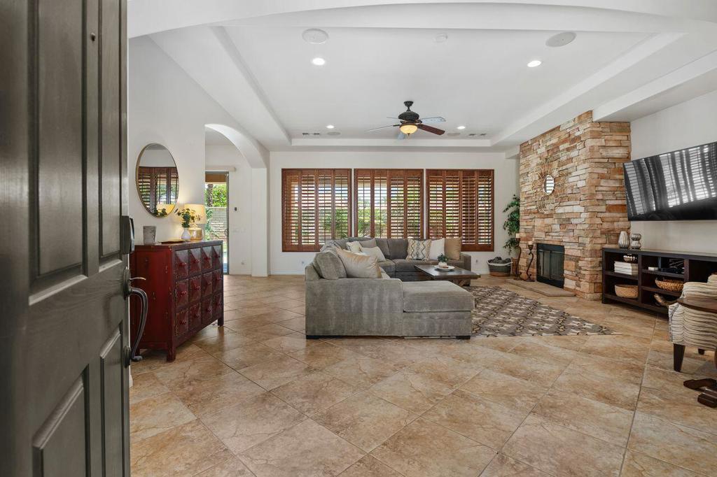 Single Family Residence for rent at 48476 Big Horn Drive, La Quinta, CA featuring 4 beds and 4 baths