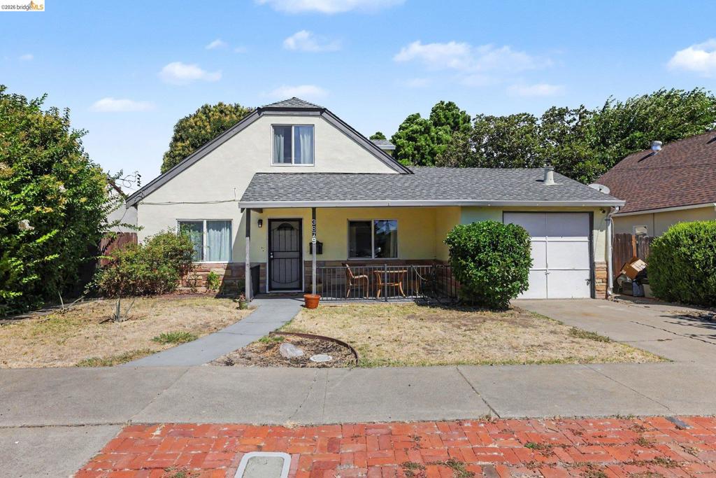 Single Family Residence for sale at 3879 Shasta Cir, Pittsburg, CA featuring 4 beds and 2 baths