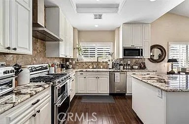 Single Family Residence for rent at 44605 Pala, La Quinta, CA featuring 4 beds and 3 baths