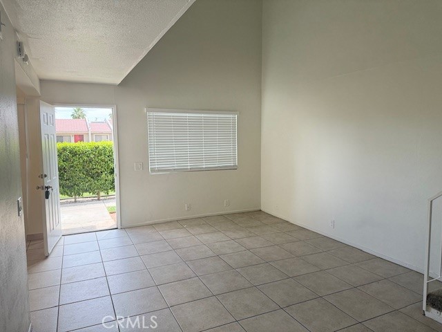 Townhouse for rent at 51025 Ave Martinez B, La Quinta, CA featuring 2 beds and 2 baths