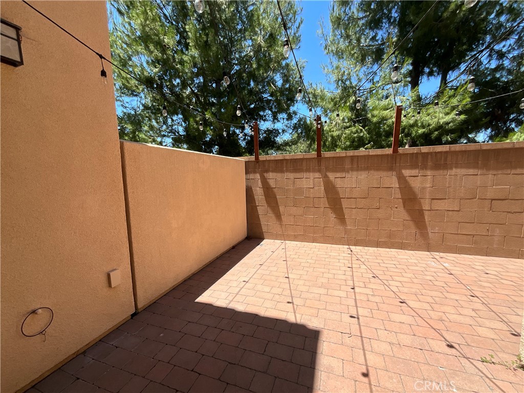 Residential Lease for rent at 180 Outwest, Irvine, Orange County, CA featuring 3 beds and 4 baths