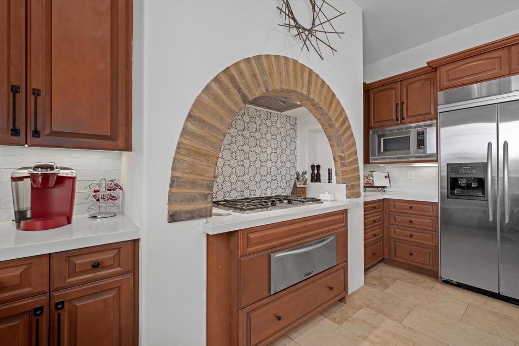 Single Family Residence for rent at 58242 Aracena, La Quinta, CA featuring 3 beds and 4 baths