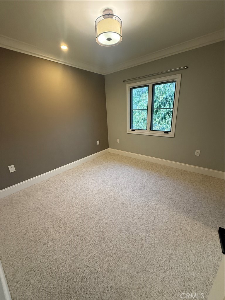 Residential Lease for rent at 158 S Sierra Madre, Pasadena, Los Angeles County, CA featuring 3 beds and 3 baths