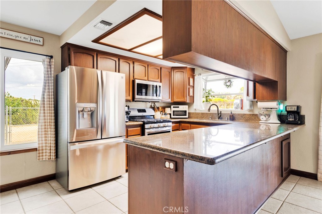 Active for sale at Phelan, CA, Phelan, CA CA and 2 baths