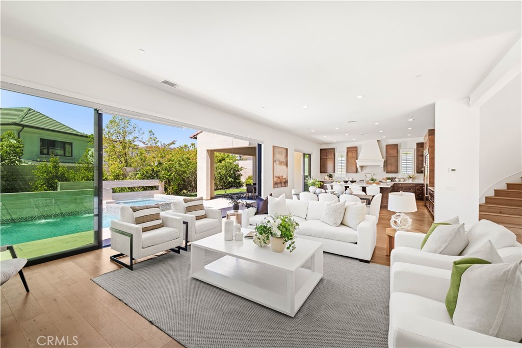 Residential Lease for rent at 84 Eider Run, Irvine, Orange County, CA featuring 5 beds and 6 baths
