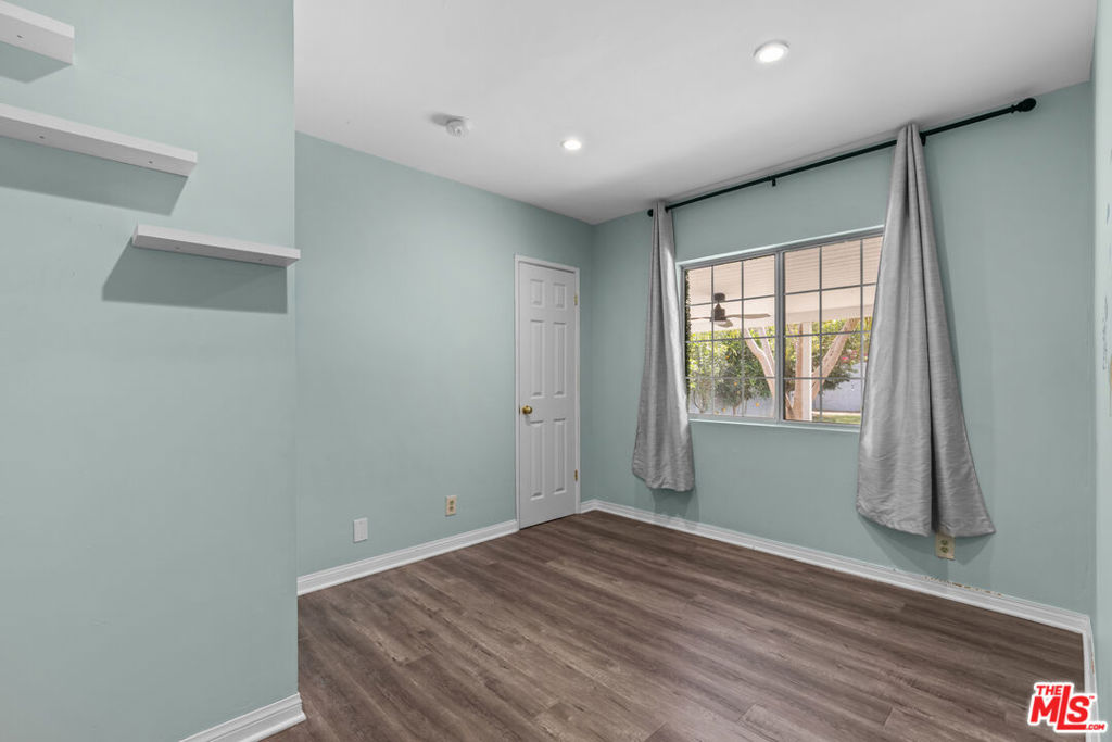 Single Family Residence for sale at 7048 Zelzah Avenue, Los Angeles, CA featuring 3 beds and 2 baths