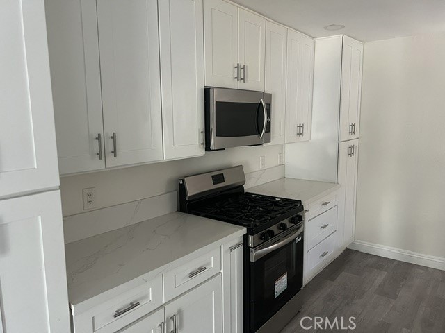 Residential Lease for rent at 820 N Adele Street B, Orange, Orange County, CA featuring 2 beds and 3 baths