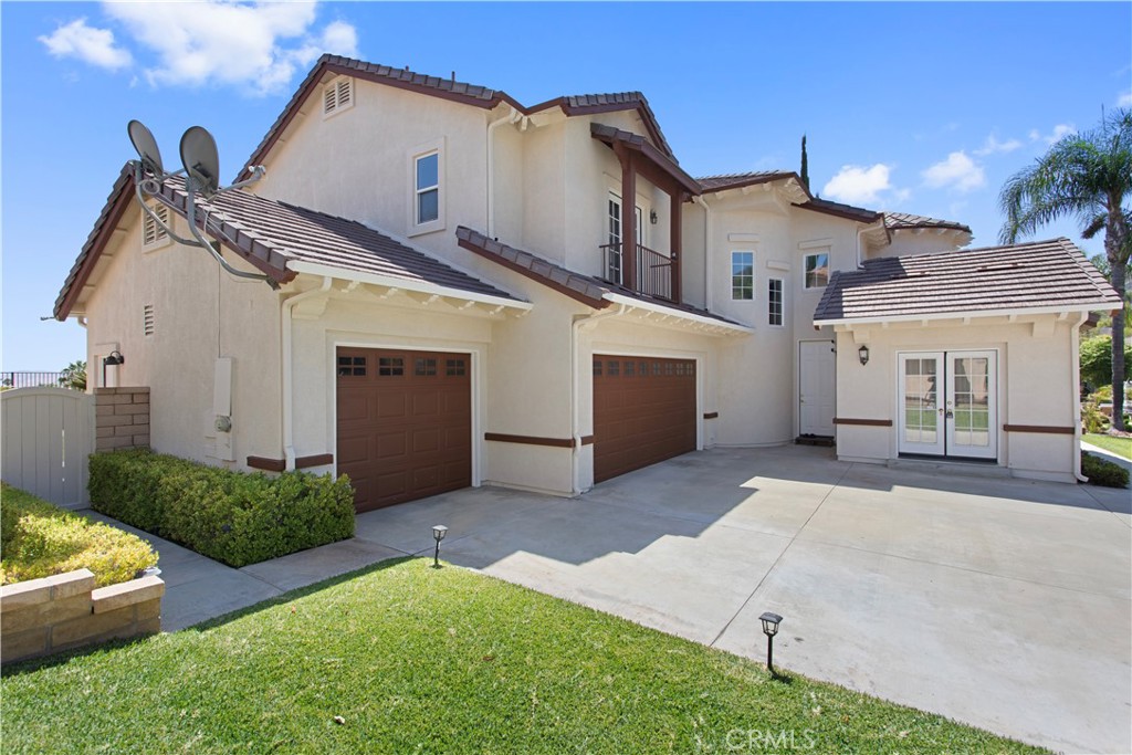 Single Family Residence for rent at 4459 Putting Green, Corona, CA featuring 4 beds and 4 baths