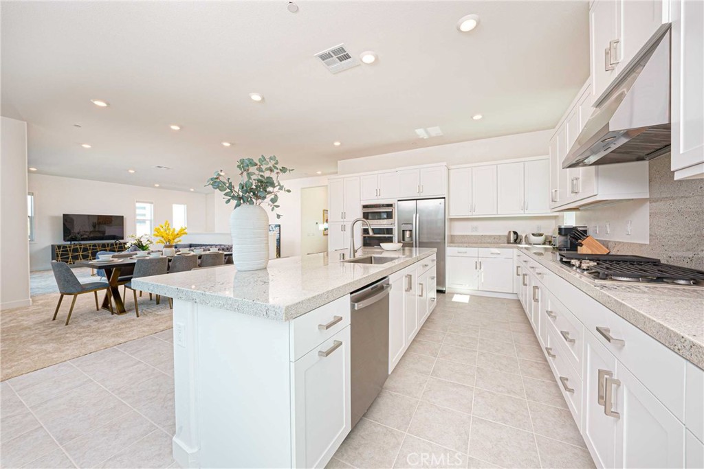 Residential Lease for rent at 136 Sentosa, Irvine, Orange County, CA featuring 4 beds and 3 baths