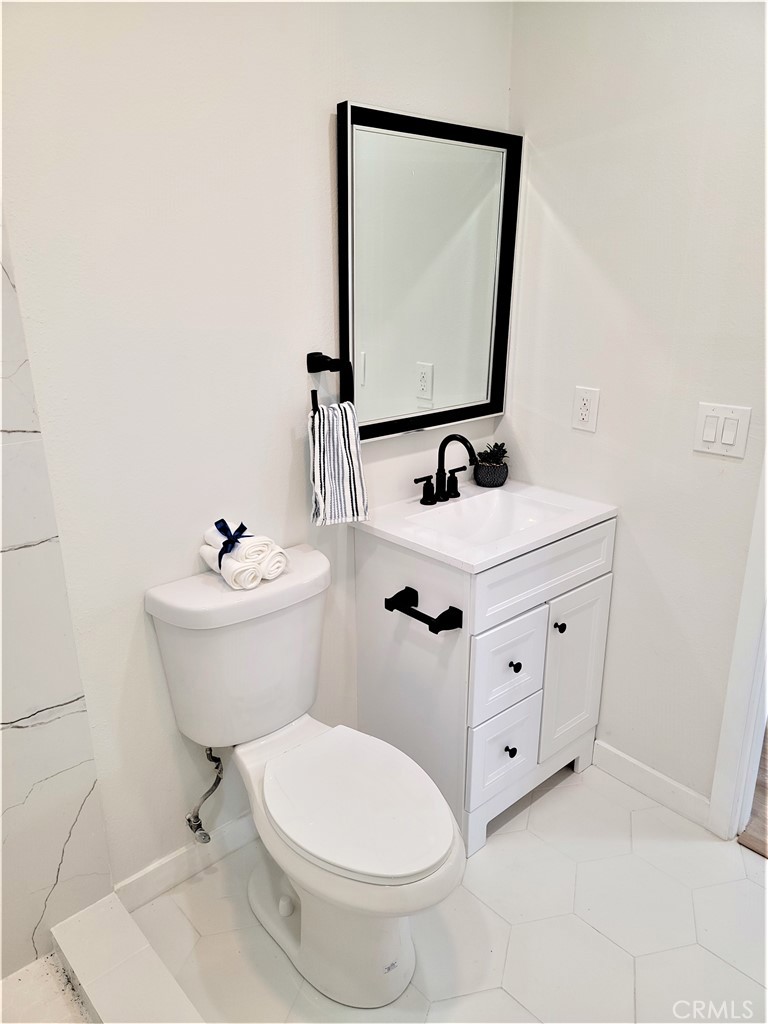 Duplex for sale at 7040 3rd, Los Angeles, CA