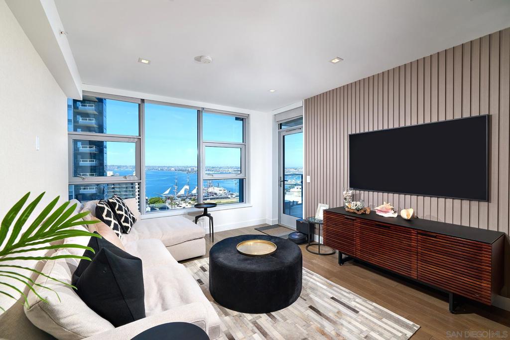 Condominium for sale at 1388 Kettner Blvd 1509, San Diego, CA featuring 2 beds and 2 baths