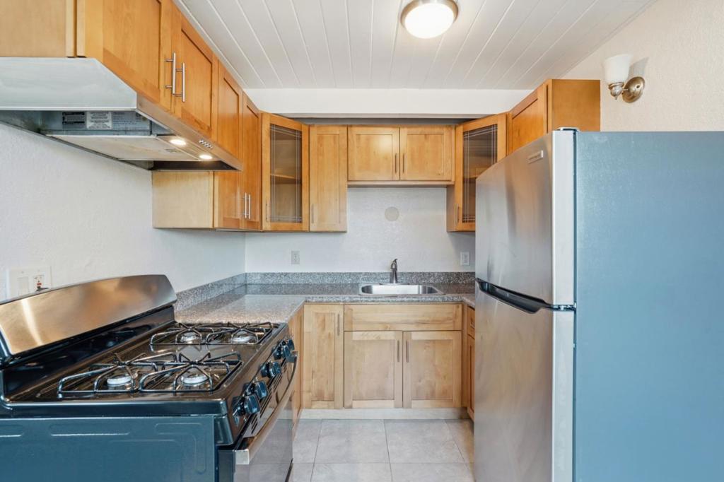 Quadruplex for sale at 240 DUBOCE Avenue, Richmond, CA