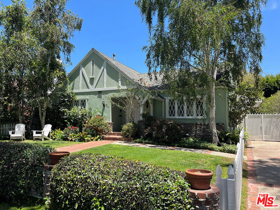 Residential for sale at 463 16th Street, Santa Monica CA featuring 2 beds and 2 baths